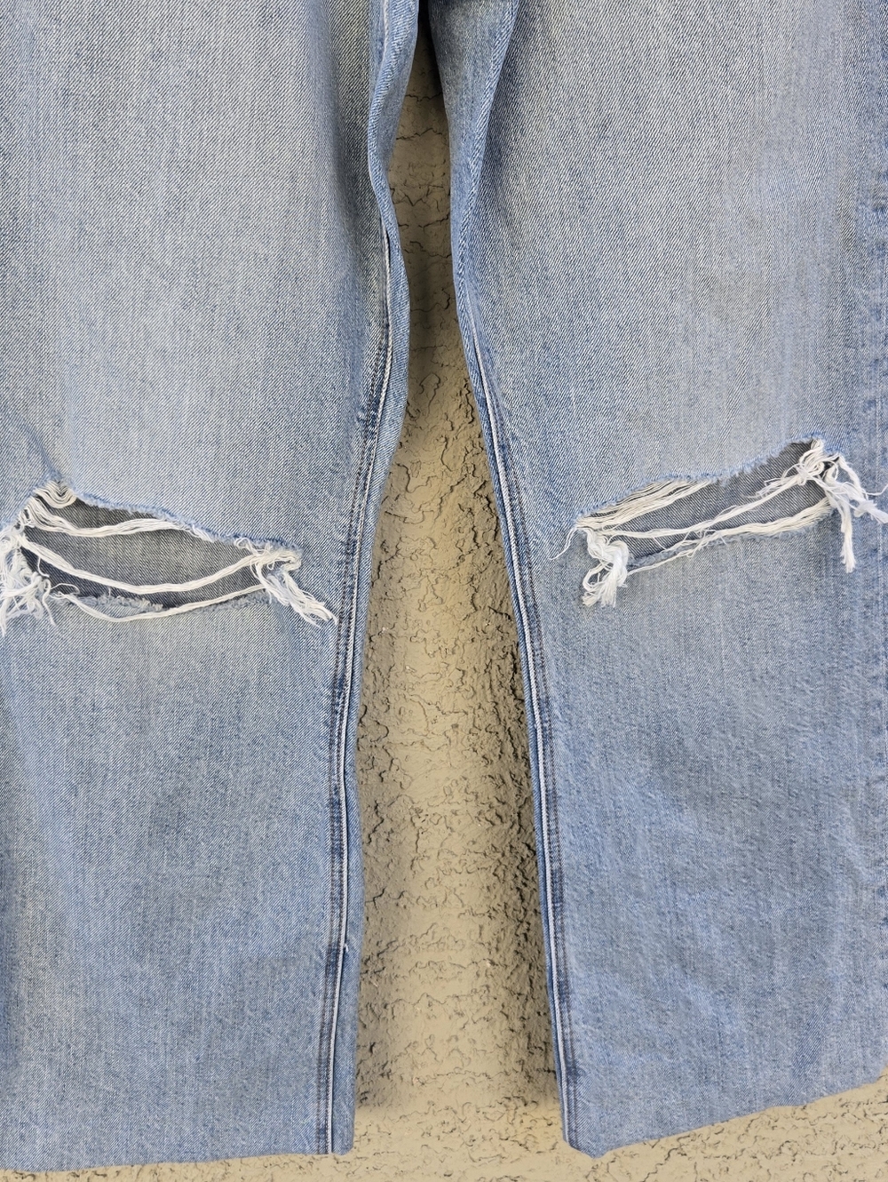 American Eagle 90's Bootcut Light Blue Distressed High-Rise Women's Jeans - Picture 5 of 9